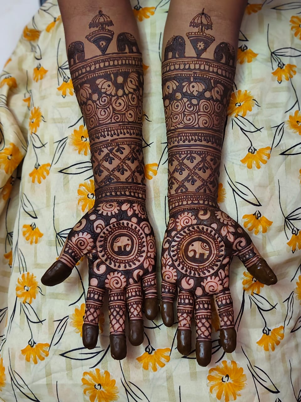 Ethereal Henna Designer Thumb 2