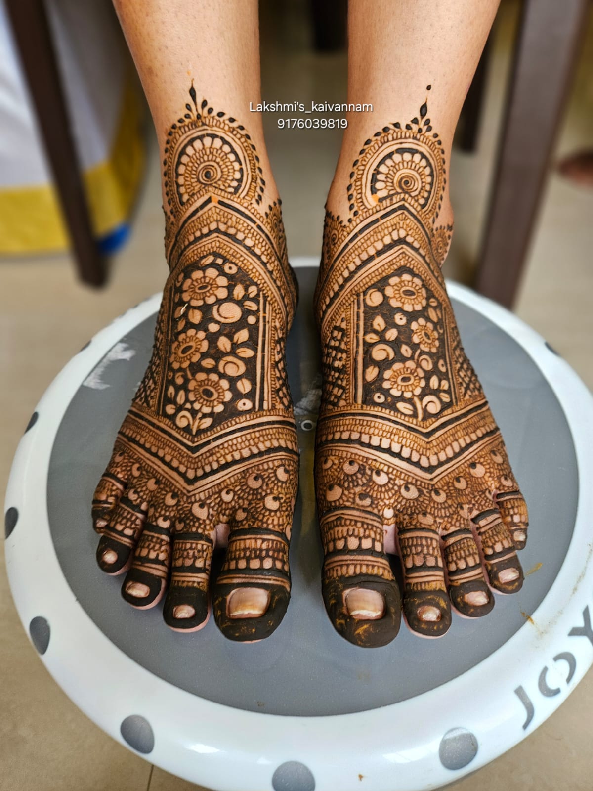 Lakshmi's Kaivannam Thumb 10
