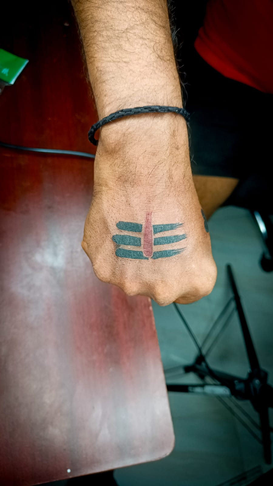 Ak Tattoos &amp; Piercing Thumb 6